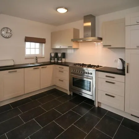 Villa Great With Sauna, Bubble Bath & Steam Shower *