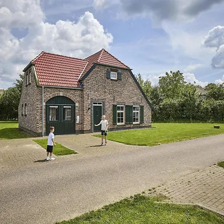 Farmhouse In Limburg With Sauna & Hot Tub