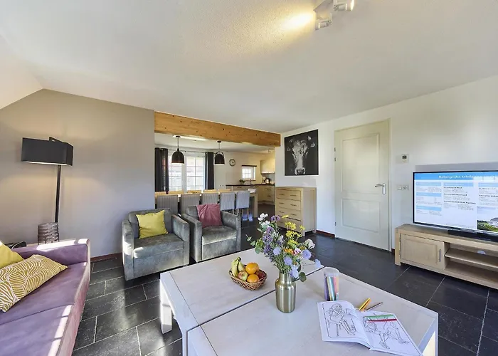 Вилла In Limburg With Sauna & Hot Tub *