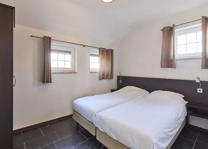 In Limburg With Sauna & Hot Tub