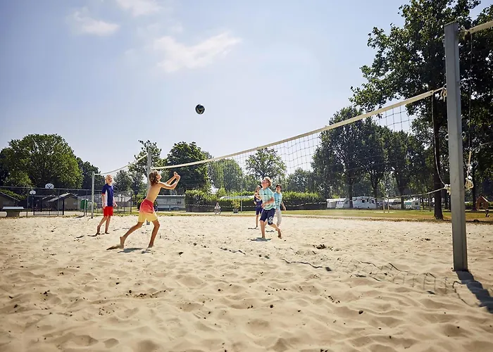 Вилла In Limburg With Sauna & Hot Tub Roggel