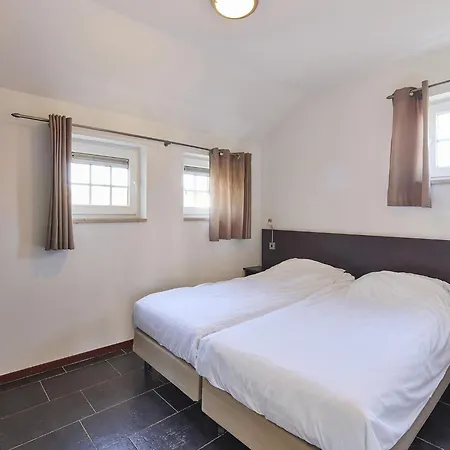 In Limburg With Sauna & Hot Tub