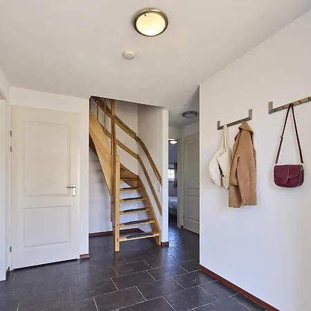 Villa In Limburg With Sauna & Hot Tub Roggel