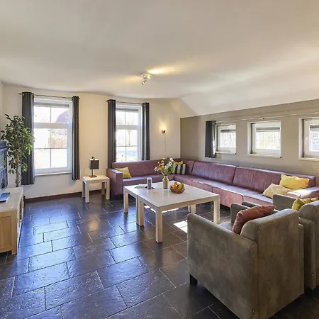 Villa In Limburg With Sauna & Hot Tub Roggel